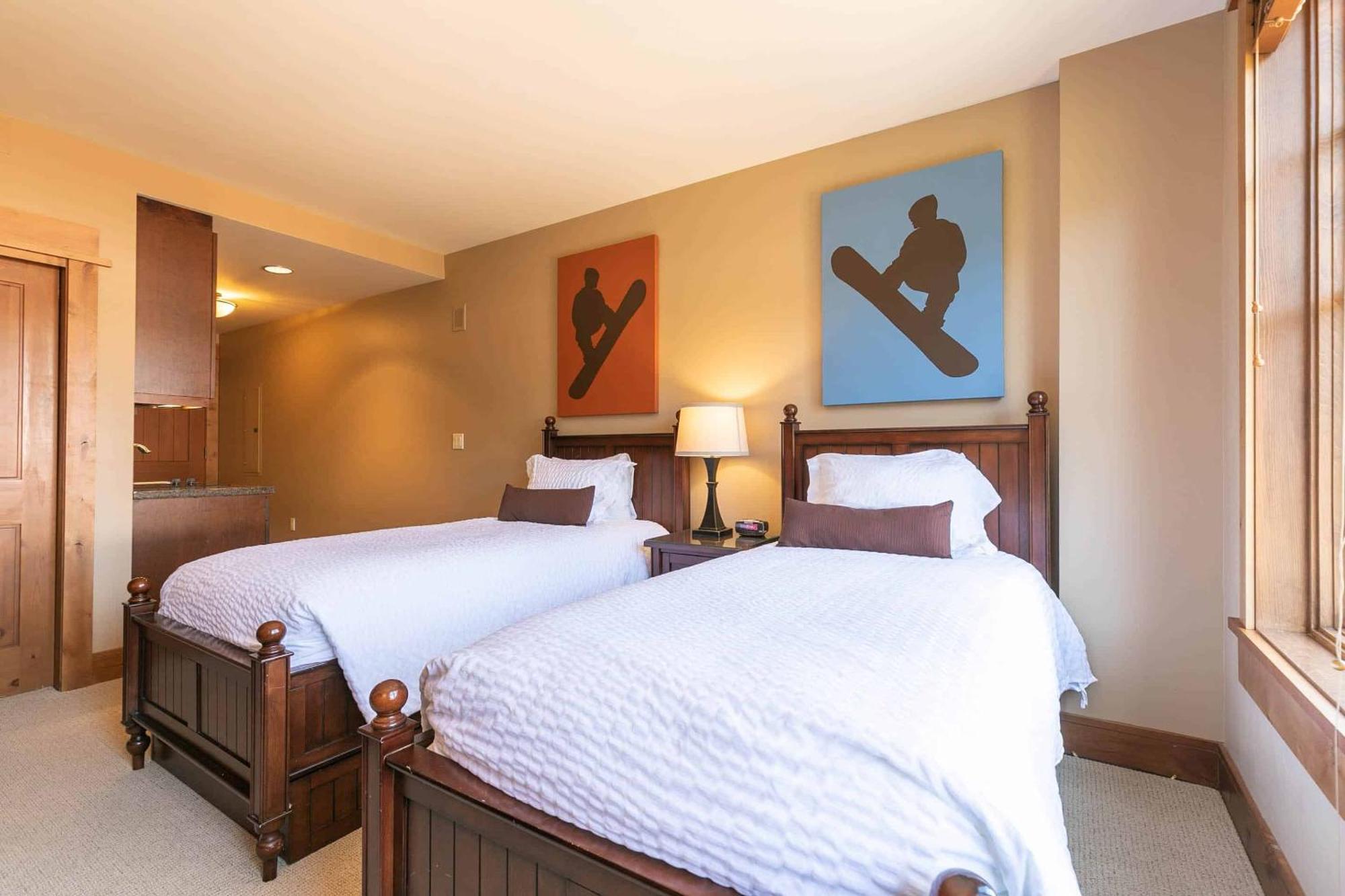 Catamount Lodge 301 By East West Hospitality Truckee Exterior photo